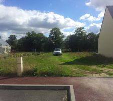 Terrain de 603 m2 (14 m de facade x 40m en profondeur)
