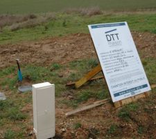 Installation du panneau de chantier