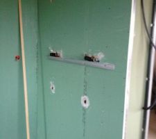 Préparation robinetterie encastrée salle de bain principale