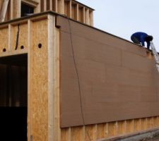 Façade est / garage