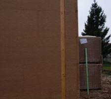 Réservation pour une descente d'eaux pluviales / garage