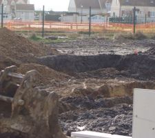 Prochaine &eacute;tape les fondations en milieu de semaine prochaine.