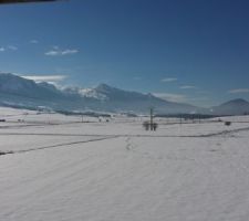 La Vue avec la neige et le soleil, le rêve?.