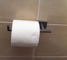 Porte papier wc/ idem salle de bain