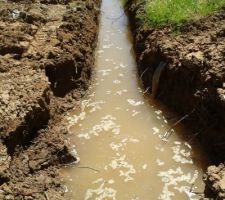 Début fouilles remplis d'eau