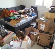 Tout ce bazar a ranger dans une seule chambre ,la sienne