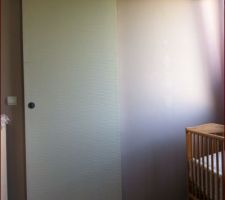 Le cache du rail est pos&eacute;