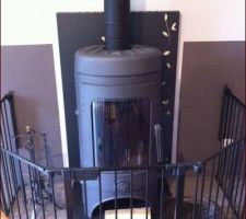 Le po&ecirc;le apr&egrave;s la nouvelle peinture