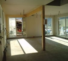 Le salon sous le soleil de 15h