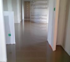 Chape enrobage plancher chauffant encore fraiche