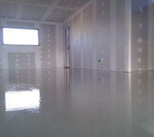 Chape enrobage plancher chauffant encore fraiche
