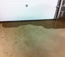 Problème porte de sous sol, bosse de la dalle au milieu de la porte de sous sol