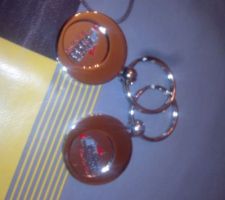 Porte CLE avant les CLE biensur