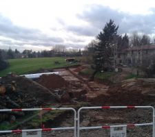 Voie d'acc&egrave;s du futur lotissement