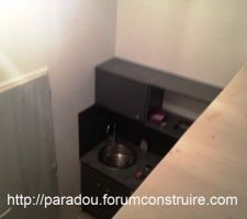 Vue de la kitchenette depuis la mezzanine (studio)