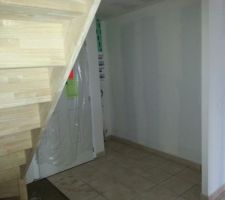 L'entrée avec placard