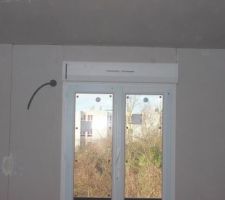 Les travaux d\\\'isolation et de cloisonnement sont en cours.