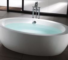 Baignoire îlot idée salle de bain