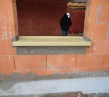 Rebord fenetre de la chambre fait le vendredi 7 fevrier