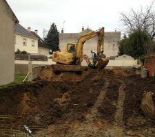 Sur&eacute;l&eacute;vation du jardin en cours