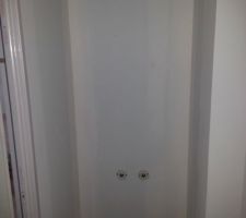 Toilettes du bas