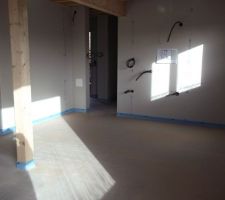 Chape liquide en cours de s&eacute;chage