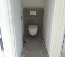 Pose du WC à l'étage