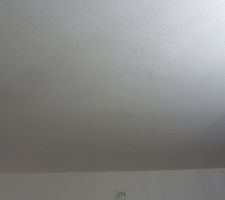 Aspect plafond peu satisfaisant