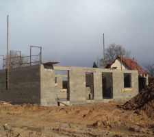 &Eacute;l&eacute;vation des murs - 16/02/2014