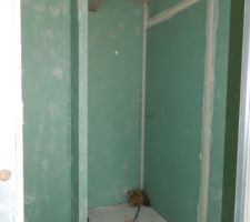 La future salle de bains du bas