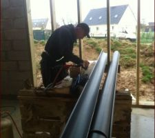 Soudure des gouttières en zinc