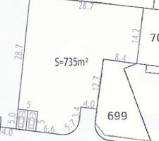 Notre terrain... Un peu compliqu&eacute; mais bon!