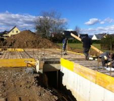 Plancher Rectolight garage en cours de pose avant coulée dalle .