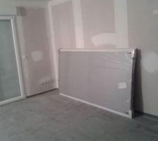 Livraison de nos portes de placard Kazed, sur mesure 235x240