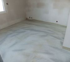 Chape chambre RDC