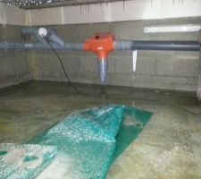 Vide sanitaire plein d'eau (15 - 20cm)