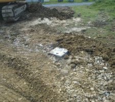 Regard de relais pour tirage des cables PTT