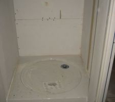 27/02/14-Douche 90x90 au RDC dans la chambre parentale