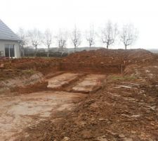 Excavation finie, fouille des fondations   feraille