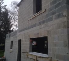 Appuis de fenêtre près à être scellés