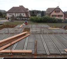 Pose des hourdis béton finie