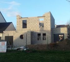 Presque la fin de l\\\\\\\\\\\\\\\'&eacute;l&eacute;vation des murs!!