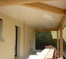 Lambris sous abris fini