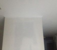 Pose des moûlures de plafond