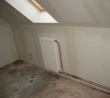 04/03/14-Probl&egrave;me de ragr&eacute;age car certaines parties du plancher sont humides