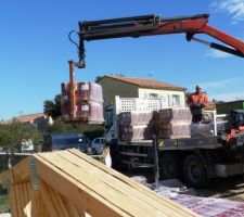 Les tuiles arrivent!!