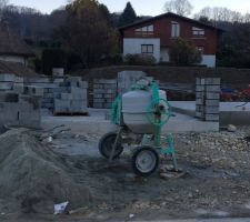 Le garage sort de terre