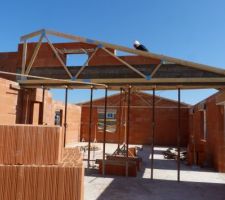 Le pignon central avec un passage pour passer d'un côté des combles dans l'autre côté :-)