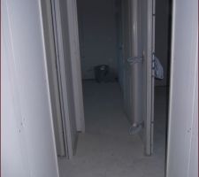 Couloir d'accès aux chambres