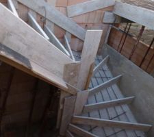 Coffrage pour l'escalier beton